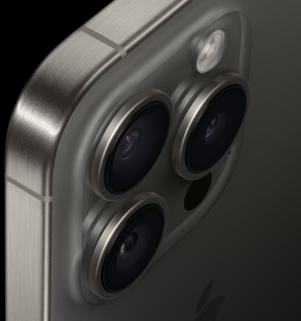 Apple Phone 20 Pro titanium edge